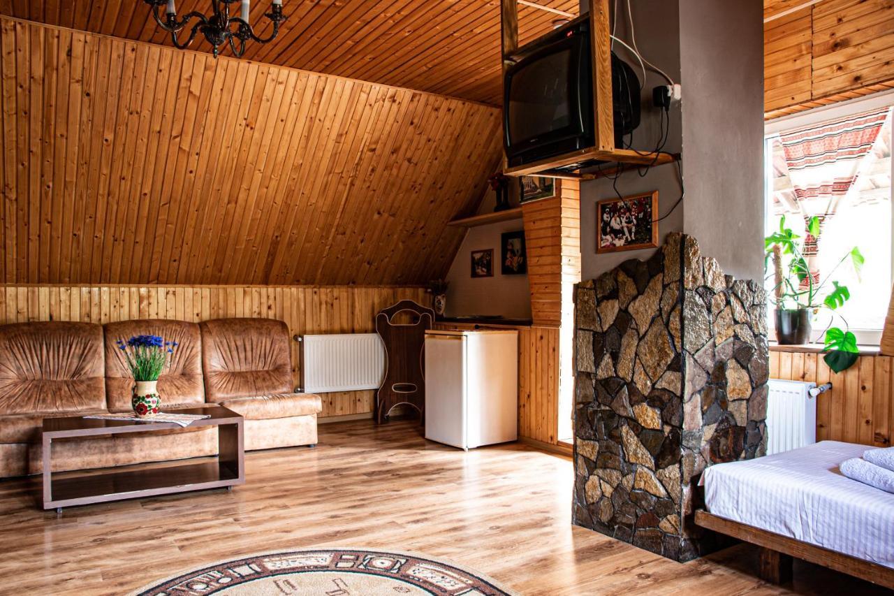 Bilya Richky Hotel 카미야네치포딜시키 외부 사진