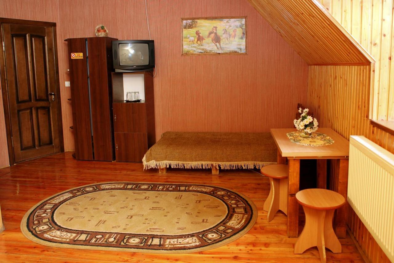 Bilya Richky Hotel 카미야네치포딜시키 외부 사진